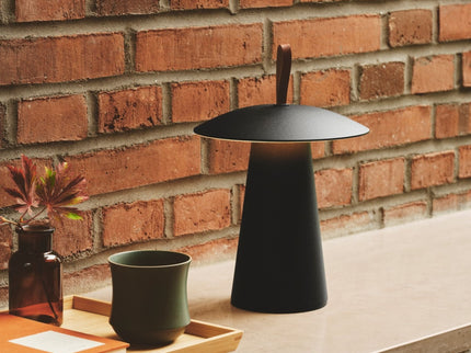 Lampe de table rechargeable Ara To Go 2 LED noire Nordlux