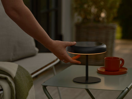 Lampe de table solaire Elmer LED noire Nordlux