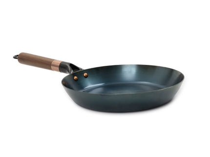Barebones Blue Carbon Steel Skillet 9" productfoto