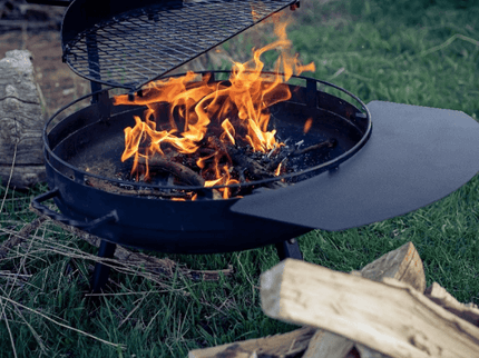 Barebones vuurkorf grill systeem klein grillrooster en zijplankjes
