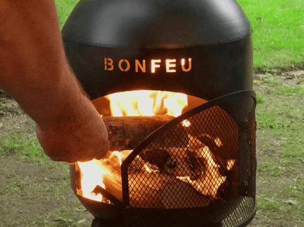 BonFeu BonSolo zwart tuinhaard sfeer foto hout bijvullen
