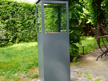 HEAT Utevarme antraciet sfeerbeeld tuin
