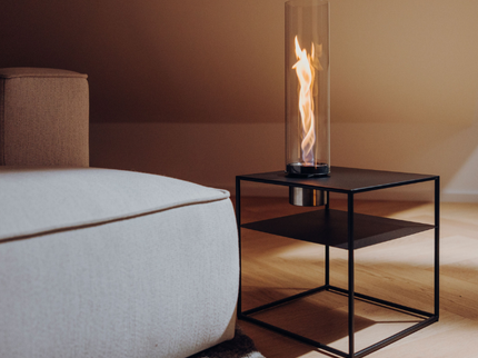 Table basse FIRE FRAME avec foyer de table SPIN air 1200 encastrable höfats