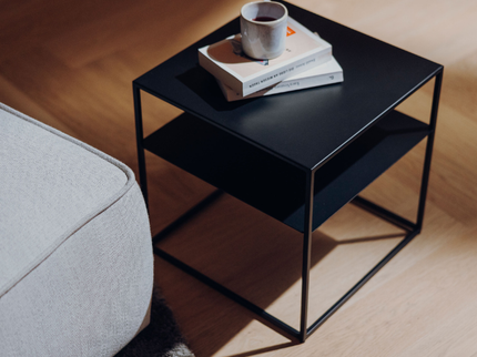 Table basse FIRE FRAME avec foyer de table SPIN air 1200 encastrable höfats