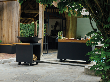 Mise en Place Table PRO noir  135 bois de teck OFYR