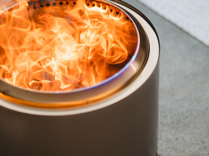 Solo Stove Bonfire Vuurkorf met Staander Ash ø 49.5cm sfeerfoto
