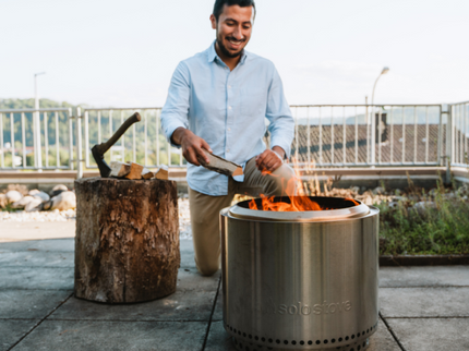 Solo Stove Bonfire 2.0 RVS + Standaard sfeerfoto
