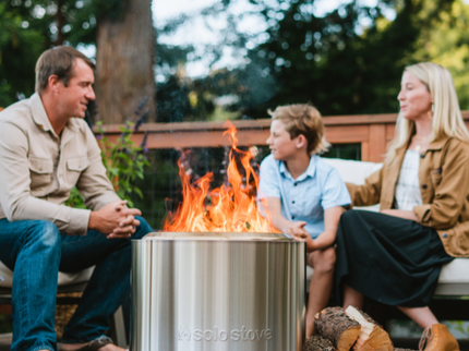 Solo Stove Bonfire 2.0 RVS + Standaard sfeerfoto