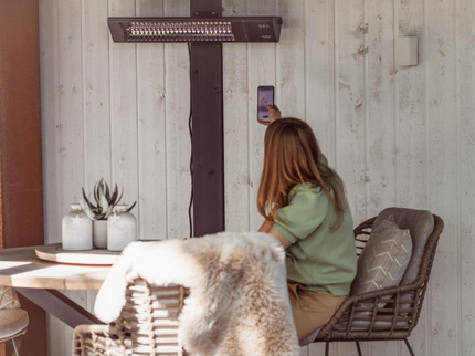 Chauffage de terrasse suspendu Smart Heater 2500 noir Sunred