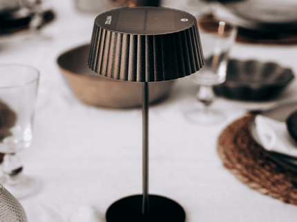 Zoluna solar tafellamp Jyp zwart
