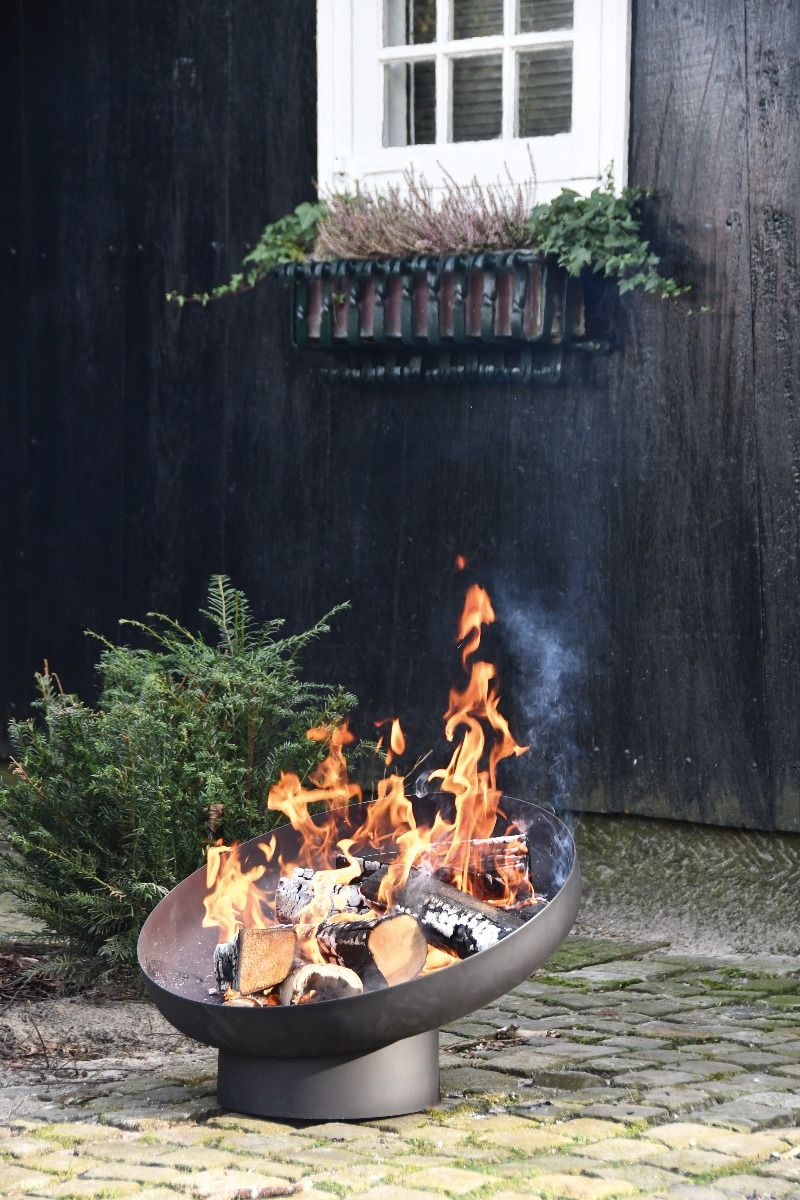 Vasque à feu acier incliné Ovale Esschert