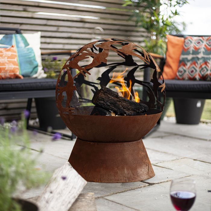 La Hacienda Swallows Globe Brasero panier rouille