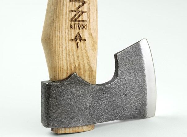 Njord Malin Small | Piolet de Trekking ou de Camping