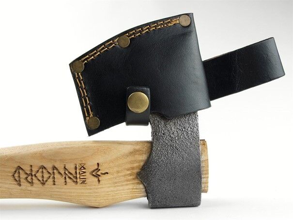 Njord Malin Small | Piolet de Trekking ou de Camping