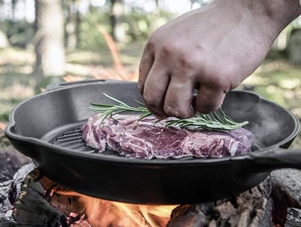 Poêle à griller en fonte Petromax