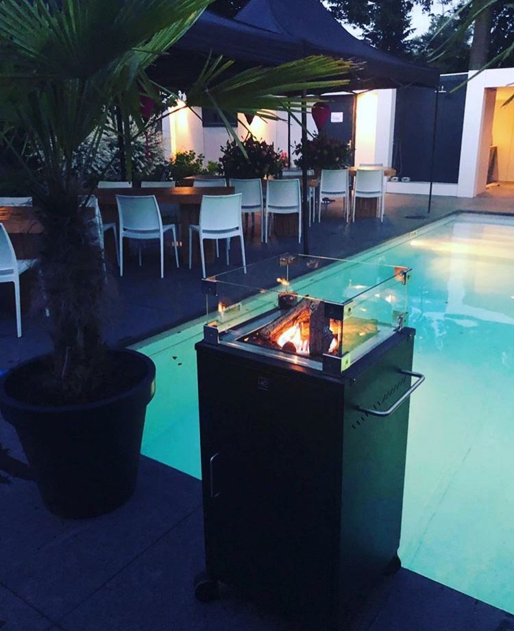 Cheminée au gas Move noir Happy Cocooning